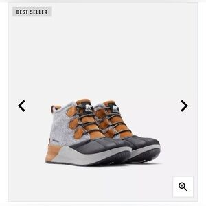 Sorel Women’s Out n About III Classic Boots - Size 11